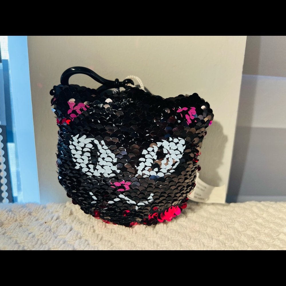 CAT REVERSIBLE SEQUIN KEYCHAIN